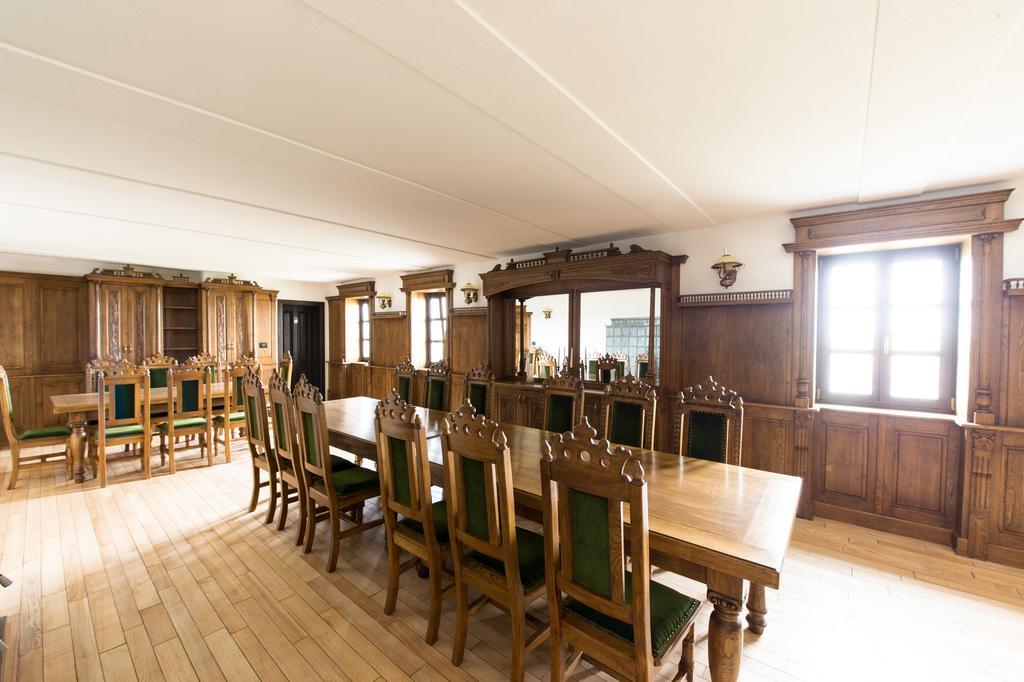 Hotel Castel Royal Mosnita Noua Екстер'єр фото